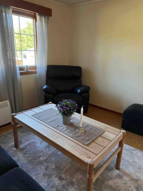 Appartement Fin, Enkel Leilighet Med Nydelig Strand I Naerheten à Amdals Verk Extérieur photo